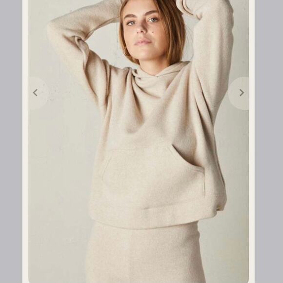 LESET Cream Hoodie and Pants Set - Picture 4 of 16